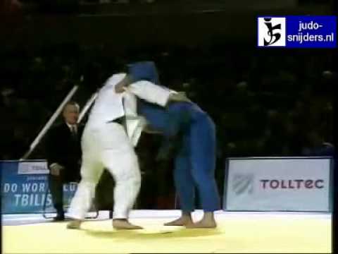 Judo 2010 Tblisi: David Tsokouris (GRE) - Ioseb Tseklauri (GEO) [-81kg] bronze