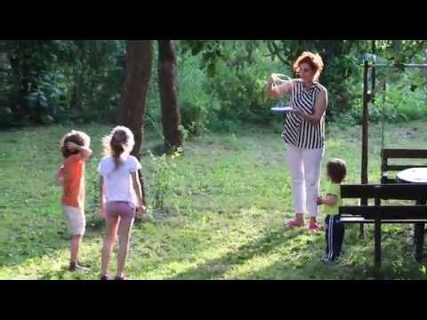 Tajemniczy Ogród - Wakacje 2016r , Mama , Marysia ,Grześ i Krzyś