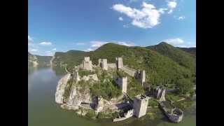 preview picture of video 'FPV let oko tvrdjave Golubac (RAW)'