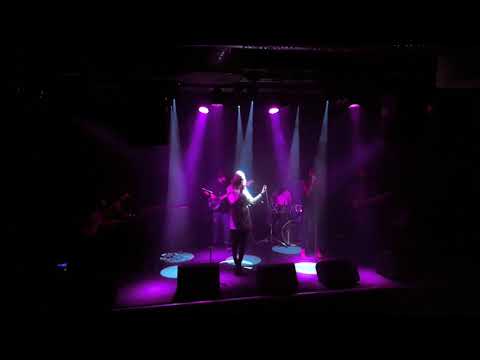 Amanda Bossen Bad Romance