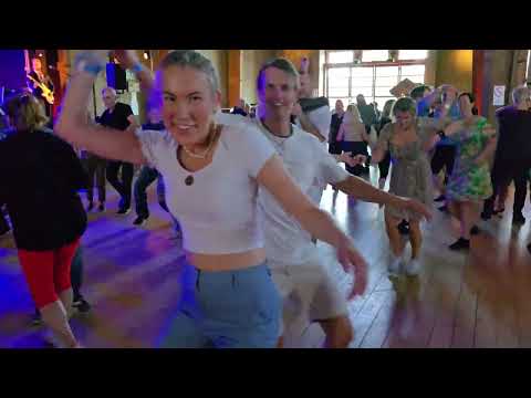 Sommar i Sverige med Casanovas på Uddeholmsladan 7.6.24 Dansnytt Jan Tore Eriksen