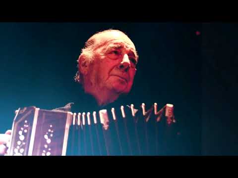 Homenaje a  Carlos Corrales y a los 20 años de la creación de la Orquesta Ciudad de Quilmes.