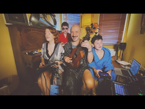 Jurgis DID & @EricaJenningsOfficial  - STOP, Atgal!