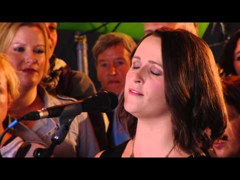 download lagu mp3 mp4 Sile Denvir, download lagu Sile Denvir gratis, unduh video klip Sile Denvir