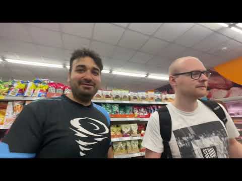 Dreamhack Valencia - uThermal, SpeCial and Vindicta Go Shopping