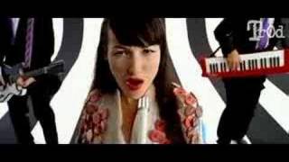 Birgit Schuurman - Chinese Version of &#39;Hardrocking Diva&#39;