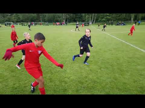 FC Viikingit/Punainen - NJS/Sininen (First half)