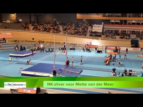 VIDEO | Mette van der Meer wint zilver bij NK polsstokhoogspringen voor meisjes junioren B VIDEO | Mette van der Meer wint zilver bij NK polsstokhoogspringen voor meisjes junioren B