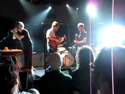 Cold War Kids-Mexican Dogs