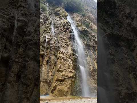 Una hermosa CATARATA en Huactahuaru Huallanca Bolognesi - Ancash