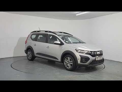 Dacia Jogger Expression 1.0 Petrol Manual 7 Seater - Image 2