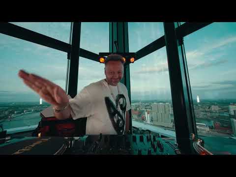 Baggi – Vinyl Only Rooftop Set Pt. 1 | Celeste Rotterdam Skyline