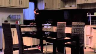 OFFICIAL TRAILER - KAMAR 207 (2014)