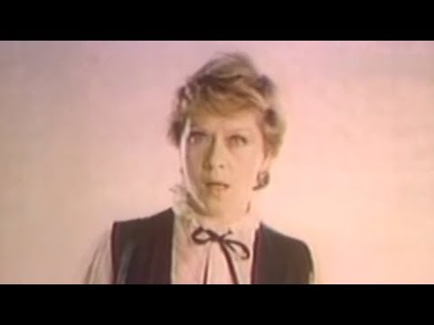 Алиса Фрейндлих - Жил отважный капитан (Песенка о капитане) (1984)