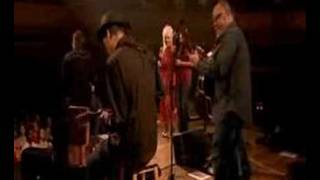 Norah Jones &amp; Dolly Parton - Creepin&#39; in