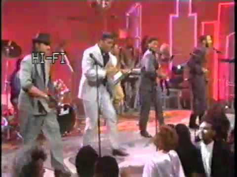 Mac Band - Roses are Red