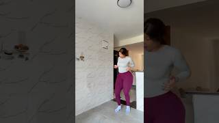 Yamnandi into x Zep 💜 #africangood #amapiano #dance @phybyola.new