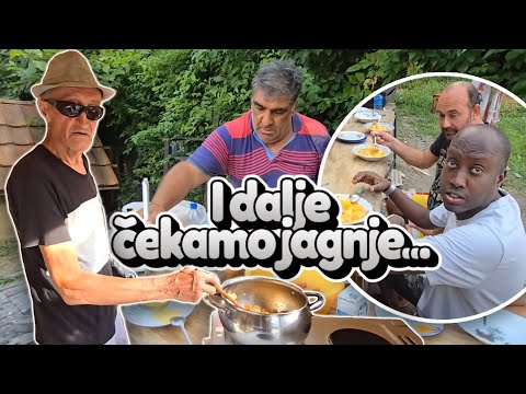 Nasa kuhinja -Čika velja sef na Meniju -paprikas sa batacima -Ep-164