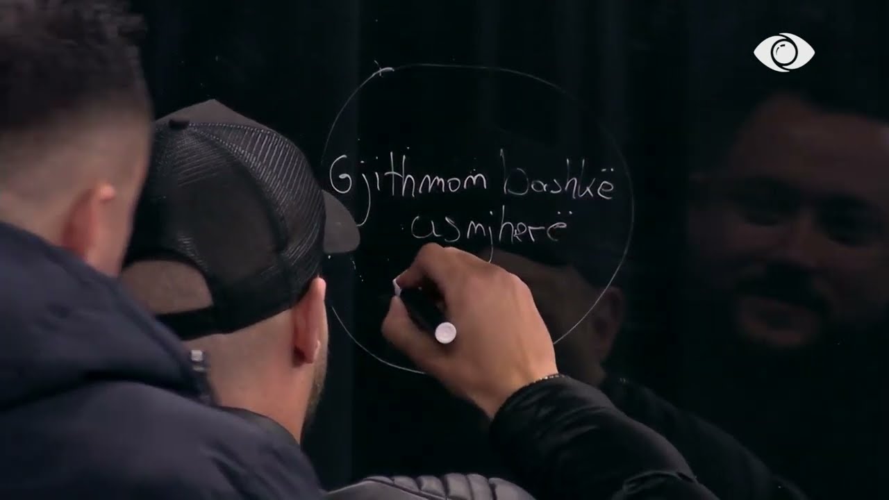 Nga Romeo te Erjola / Banorët shkruajnë urimin e tyre për ‘8 Mars’