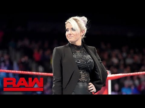 Alexa Bliss Announces Team Raw For WWE Survivor Series; Team SmackDown Invades