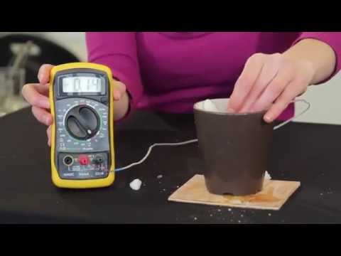 Badatelna – 14. díl: Proč se v zimě solí silnice (teplota tání)