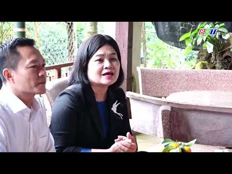 lanh-dao-phuong-buon-ho-tham-hoi-giao-vien-co-hoan-canh-kho-khan-benh-hiem-ngheo