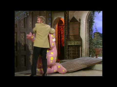 Mr Blobby is literally off his head on Noel's House Party
