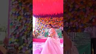 Download lagu Groom's sister and friends rock the stage...song chokra jawan re mp3