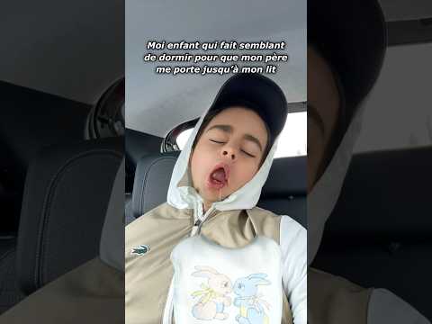QUAND TU DORS EN VOITURE🚙🤣#humour #shorts