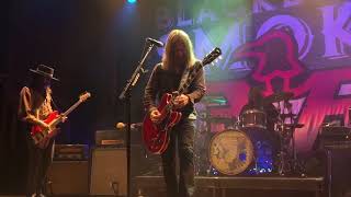 Blackberry Smoke - Sleeping Dogs/Come Together