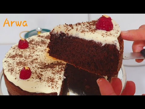 Dark Chocolate Cake with White Chocolate and Mascarpone Frosting