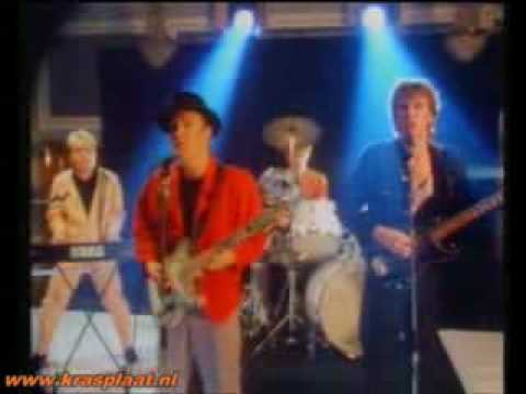 I'M ONLY SHOOTING LOVE...Time Bandits