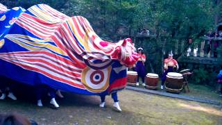 preview picture of video '獅子舞 奉納 金鑚神社‎ Lion dance(Shishimai) 2014 ししまい'