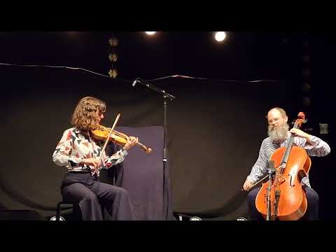 Fabiana Striffler (violon) et Karsten Hochapfel (violoncelle) le vendredi 11 juillet à Jazz à Luz