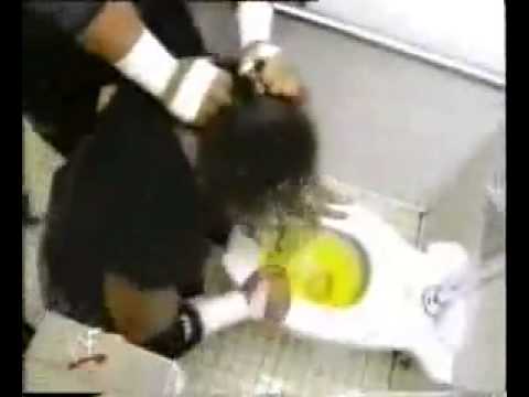 Raven vs Tazz (Hardcore Championship) (RAW)