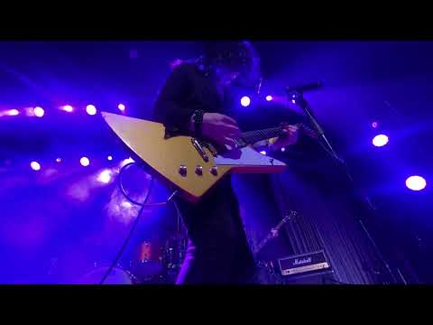 Todd Kerns-Welcome To The Jungle- Live in Calgary AB 11-22-25