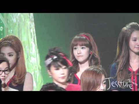 [Fancam] 10.11.06 Jessica SNSD - Ending