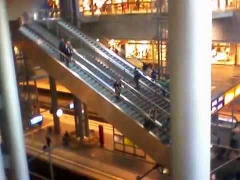 Berliner Hauptbahnhof, Humboldt Hafen, Charite...