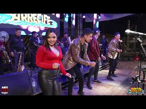 Nunca Pensé Llorar - Grupo Arrecife Feat. Zaida Enríquez