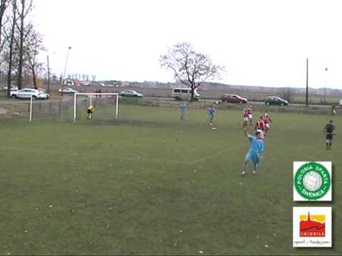 Polonia Trzebnica - Polonia Świdnica - gol Edwina Kuszyka na 2:0
