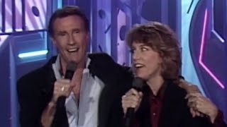 Bill Medley &amp; Jennifer Warnes - Time Of My Life (live vocal) - Top Of The Pops - November 1987