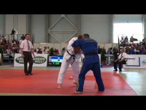 Judo Masters WM 2010 M3-73kg Praher-Traavik.mp4