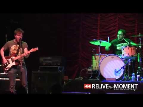 2014.04.02 The Moms - Wasn't Bothered (Live in Joliet, IL)