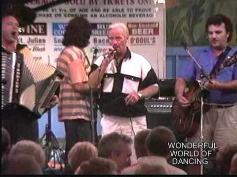 EDDIE RODICK BAND WITH KEN KLANCNIK & LYNN MARIE ON BUTTON BOX AT FRANKENMUTH
