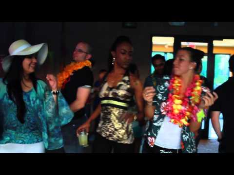 Karaoke Night 04112014 7D BROLL people dancing inbetween performances