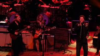 Leaving Trunk - Tedeschi Trucks - Orpheum - Los Angeles CA - Nov 10 2017