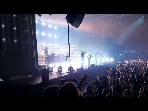 Another In The Fire/What A Beautiful Name - Hillsong United live in Düsseldorf