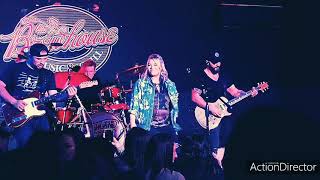 Ashland Craft kicking out country music in Rome, Ga