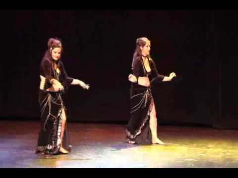 Tribal fusion performance by Lisam & Ilona Les mal-aimés