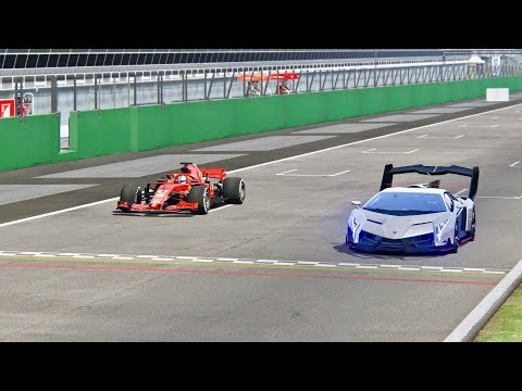 Ferrari F1 2018 vs Lamborghini Veneno Monster - Monza